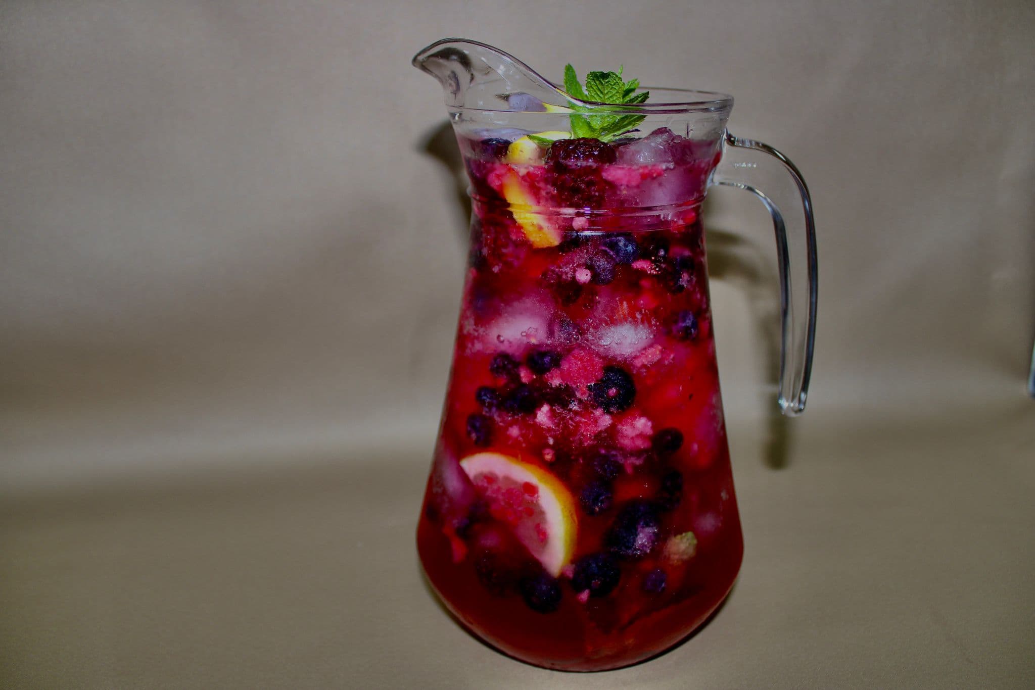 Sangria de frutos vermelhos